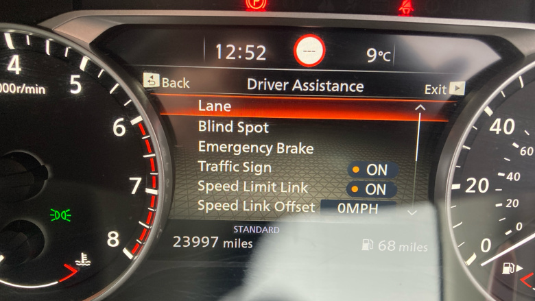 Nissan Qashqai 1.3 DiG-T MH Acenta Premium 5dr Petrol Hatchback